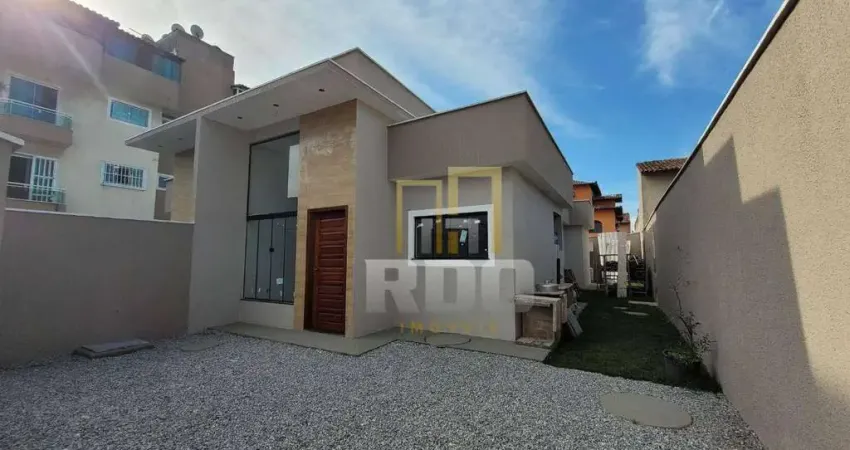 Casa linear a 100m da rodovia amaral peixoto, no bairro enseada das gaivotas