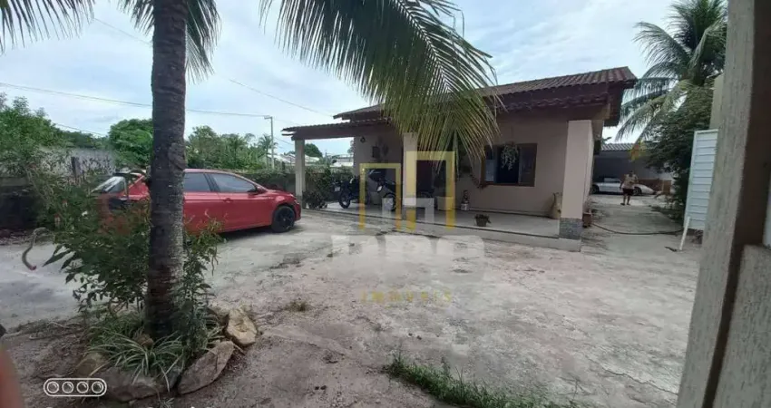 Casa com ótima localização à venda, cantagalo - rio das ostras/rj