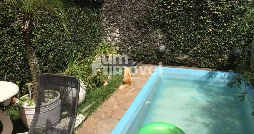 Casa de Vila Exclusiva em Condomínio de Alto Padrão na Aclimação - Espaço, Conforto e Segurança Venda: R$ 1.800.000,00