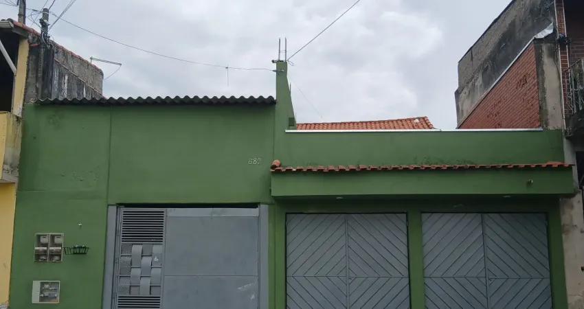 Sobrado aconchegante, amplo, regiao nobre , 05 minutos da estação de trem .