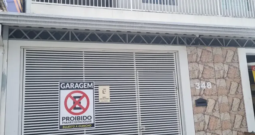 Casa em Piso Superior, 3 quartos, sendo 1 suíte, churrasqueira e garagem