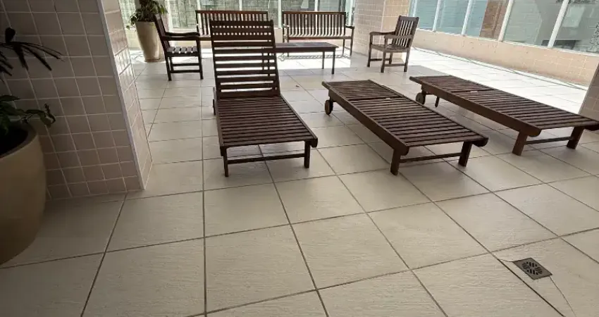 Apartamento simples e aconchegante novo pronto para morar a 200 m da praia do Forte perto de comércios como padaria supermercado e farmácias