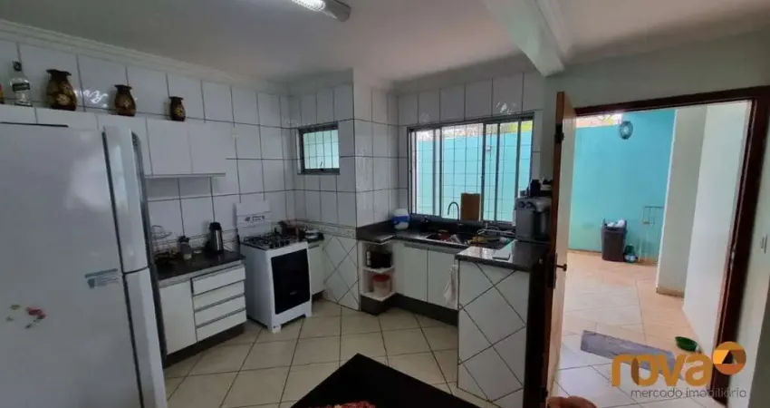 Casa com 3 quartos à venda na Sucupira Esq C/ Rua Jequitibá, 1, Santa Genoveva, Goiânia