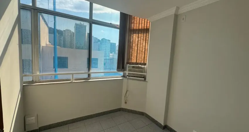 Sala comercial para alugar na Rua Batista de Oliveira, 239, Centro, Juiz de Fora