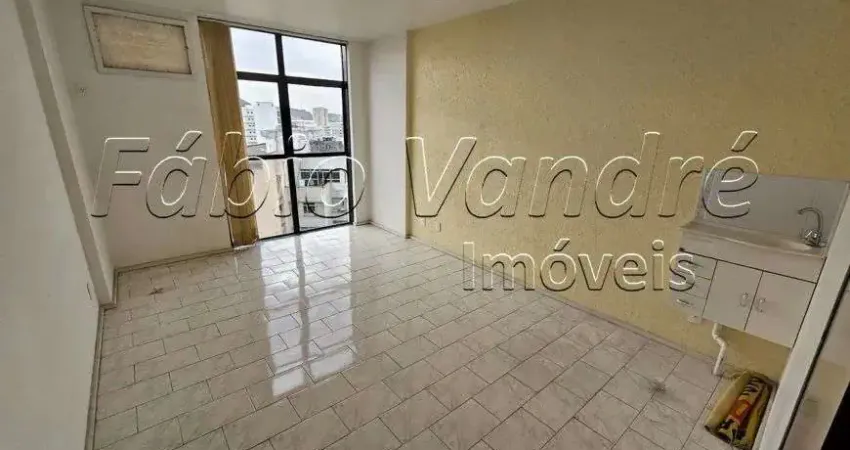 Imóvel para venda possui 27 metros quadrados na tijuca - fvc1742