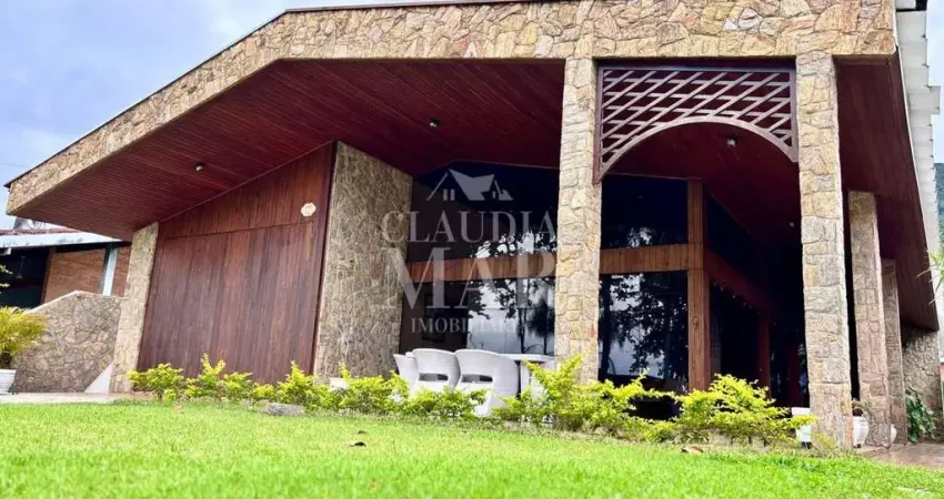 Casa em condomínio fechado com 5 quartos à venda no Centro, Ubatuba