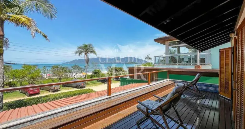 Casa à venda em Ubatuba no Condomínio Salga Lagoinha Frente Mar