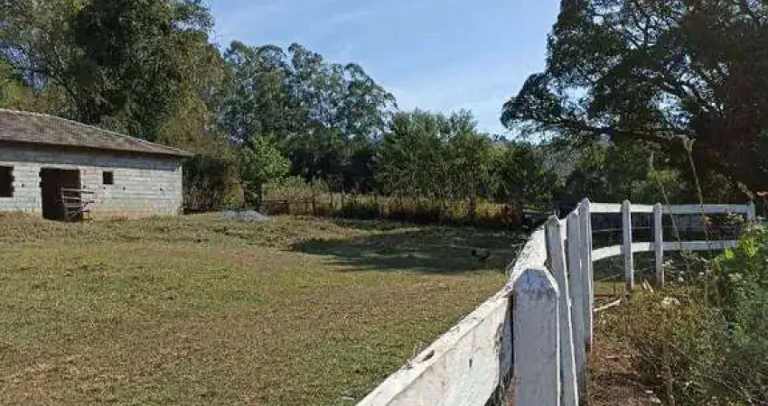 Chácara com 3 dormitórios à venda, 7000 m² por r$ 320.000 - água limpa - silvianópolis/mg