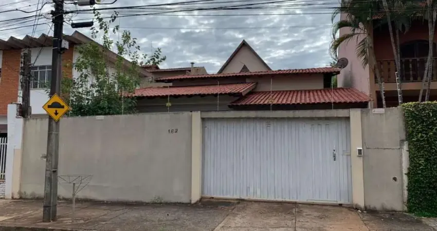 Casa em condomínio fechado com 4 quartos à venda no Lago Parque, Londrina