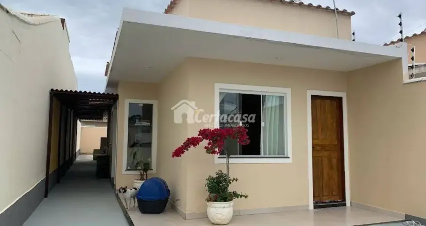 Linda casa linear no bairro Recanto do Sol, a pouco passos da rodovia