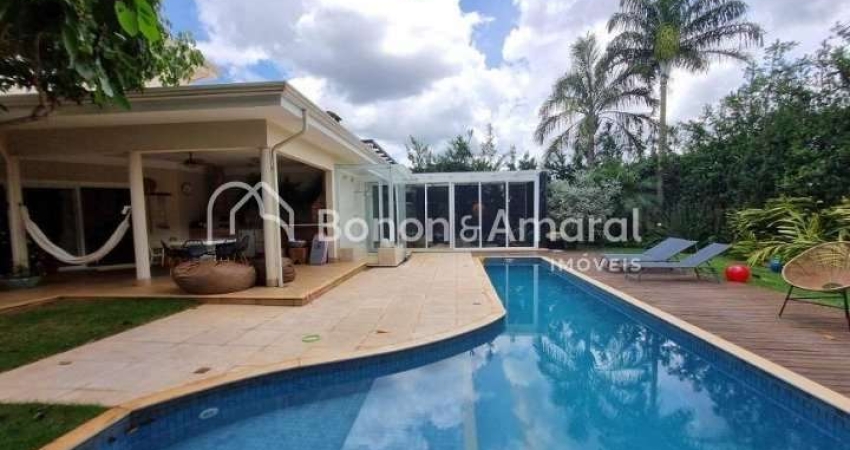 Casa com 4 Quartos e 5 banheiros à Venda, 308 m²
