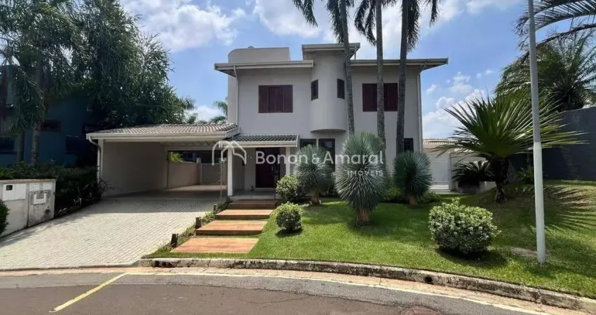 Casa a venda no condomínio Residencial Gallery, com 4 quartos, 2 suítes, 5 banheiros em 394m²
