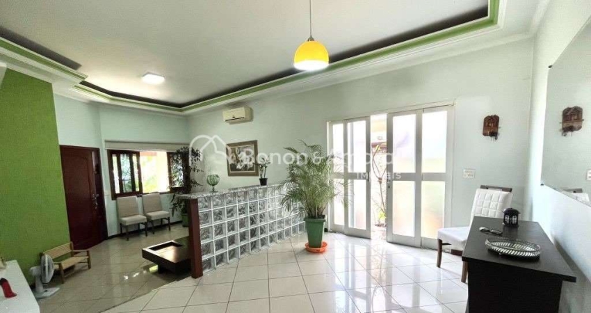 Casa de Condomínio com 253 m², 3 Quartos e 3 banheiros à Venda em Valinhos