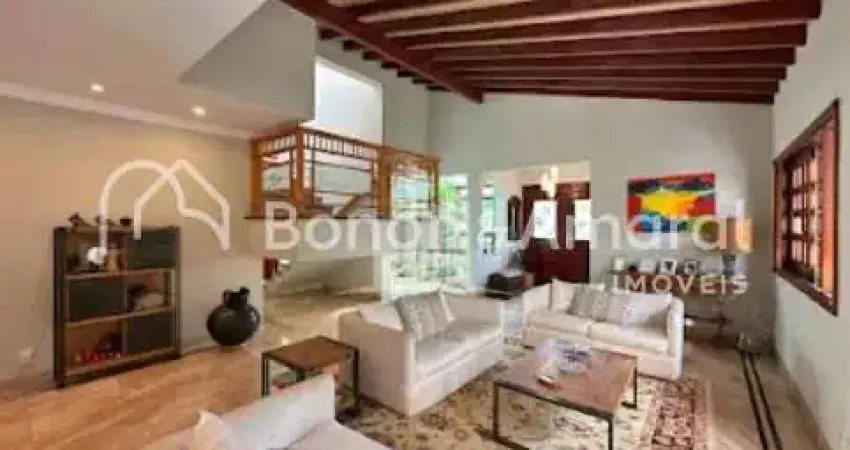 &amp;#34;Luxuosa Residência de 822m² com Suítes Master, Área de Lazer Completa e Acabamento de Alto Padrão&amp;#34;