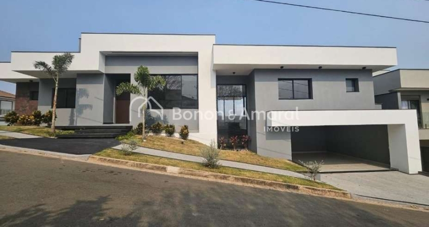 Casa Térrea de Alto Padrão com 3 Suítes, Piscina e Área Gourmet no Condomínio Jequitibá - Valinhos