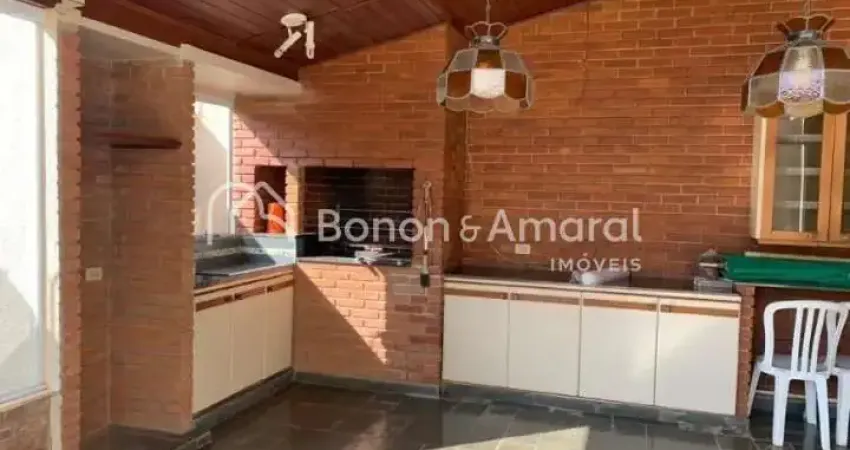 Sobrado com 3 Quartos e 4 banheiros à Venda no Jardim Chapadão