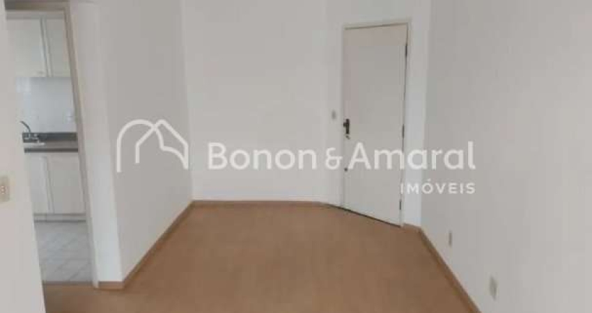 Aconchegante apartamento à venda - Vista para o bosque!