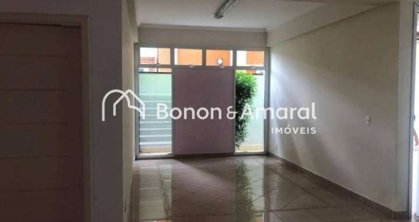 Casa de condomínio com 4 Quartos e 5 banheiros à Venda, 397m² por R$ 1.865.000