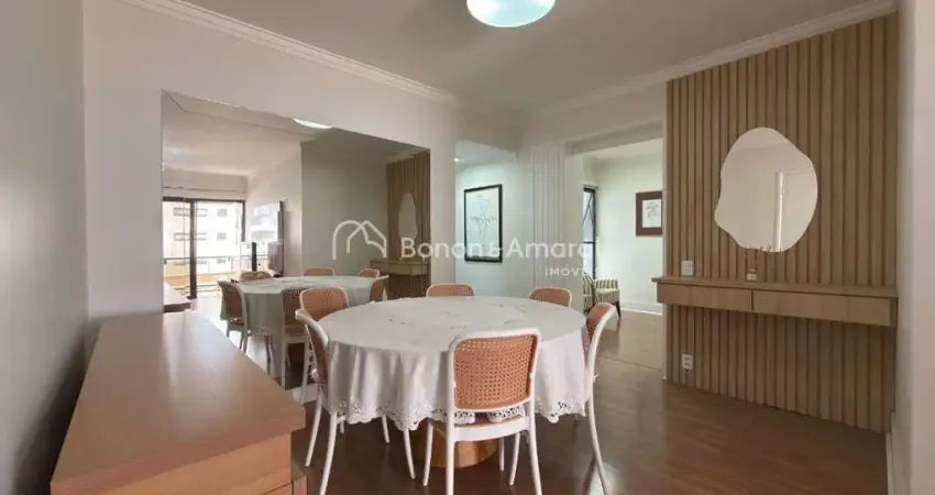 Apartamento reformado com 3 dormitórios, sacada e lazer completo no coração do cambuí