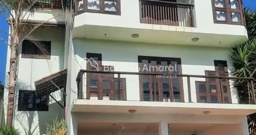 Sobrado em condomínio fechado na rodovia dom pedro - 196 m² construídos em terreno de 800 m²