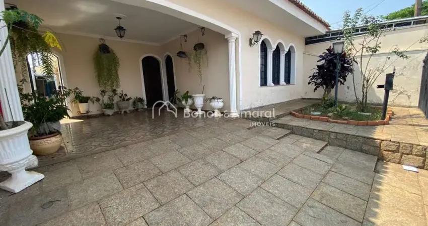 Casa com 3 quartos à venda na Rua Latino Coelho, 215531, Taquaral, Campinas