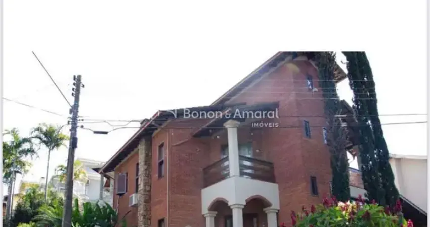 Sobrado à venda no Condomínio Vivenda das Quaresmeiras em Campinas/SP.