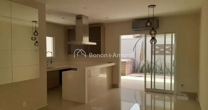 Sobrado para locação com 3 suítes no Condomínio Jabuticabeiras em Paulínia - SP