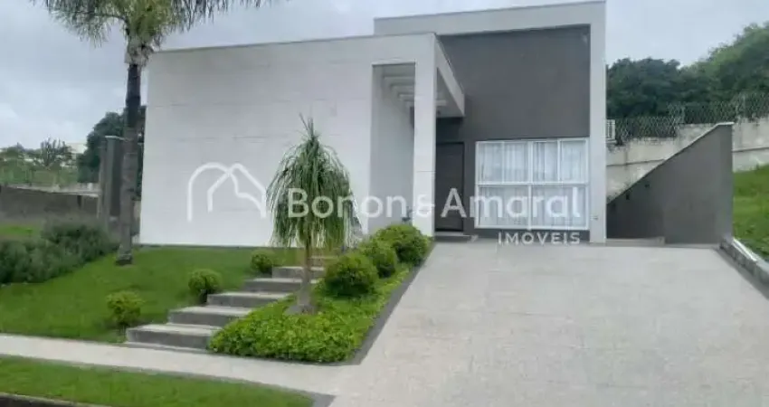 Casa térrea com 3 dormitórios para ALUGAR no Portal do Jequitibá - Valinhos - SP