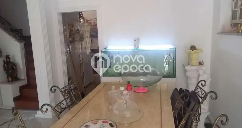 Casa com 3 quartos à venda na Rua Canavieiras, Grajaú, Rio de Janeiro