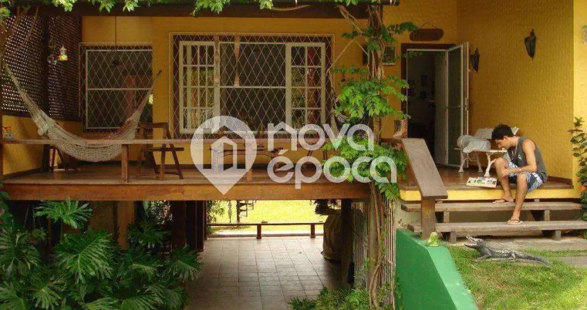 Balneário São Pedro | Casa 2 quartos, sendo 1 suite