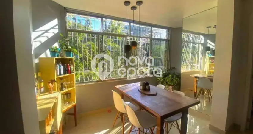 Apartamento com 3 quartos à venda na Rua Canavieiras, Grajaú, Rio de Janeiro