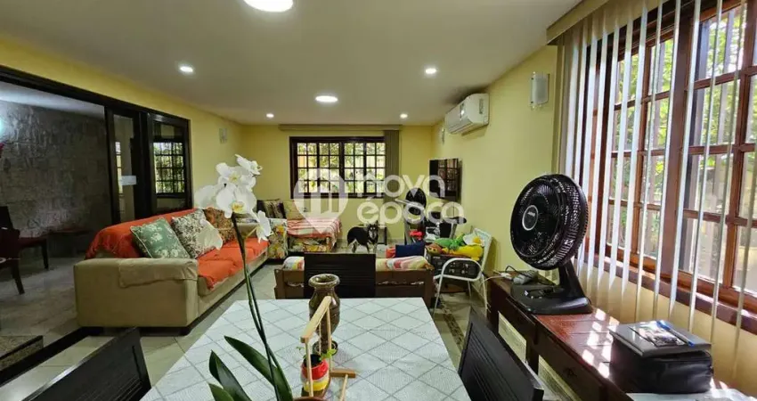 Casa em condomínio fechado com 3 quartos à venda na Rua Soldado Pedro Moreira, Pechincha, Rio de Janeiro