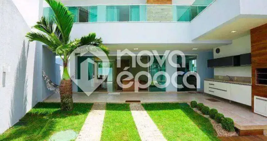 Recreio dos Bandeirantes | Casa 5 quartos, sendo 4 suites