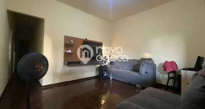 Vicente de Carvalho | Casa 3 quartos, sendo 1 suite