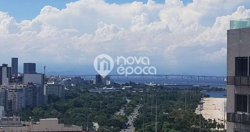Flamengo | Cobertura 3 quartos, sendo 1 suite