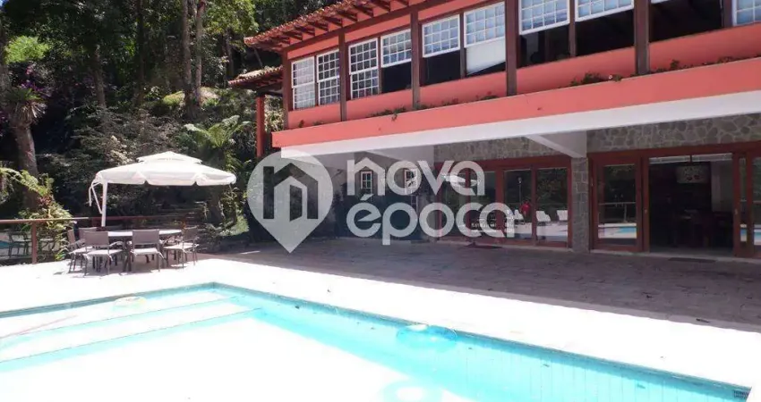 Corrêas | Casa 6 quartos, sendo 1 suite