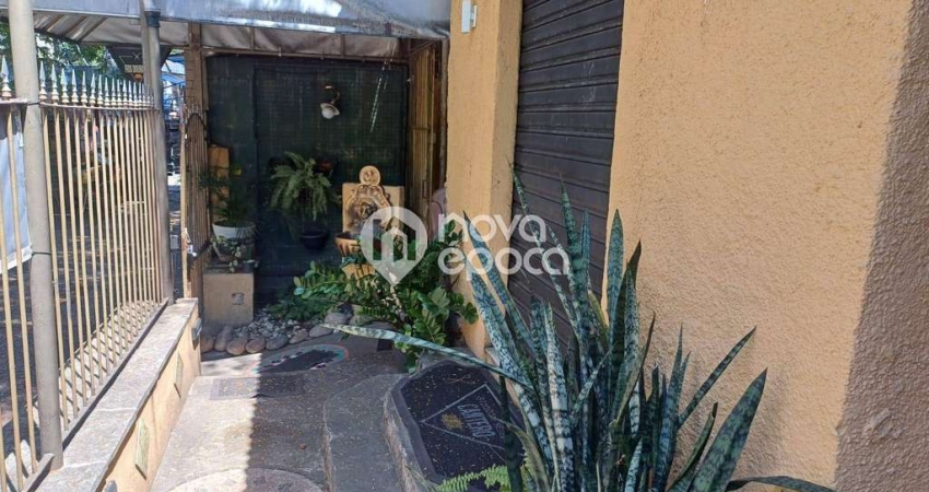 Casa com 2 quartos à venda na Rua Uberaba, Grajaú, Rio de Janeiro
