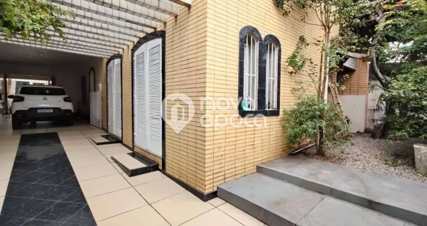 Casa com 4 quartos à venda na Rua Nacional, Taquara, Rio de Janeiro