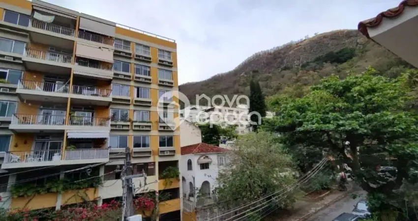 Apartamento com 3 quartos à venda na Rua Canavieiras, Grajaú, Rio de Janeiro