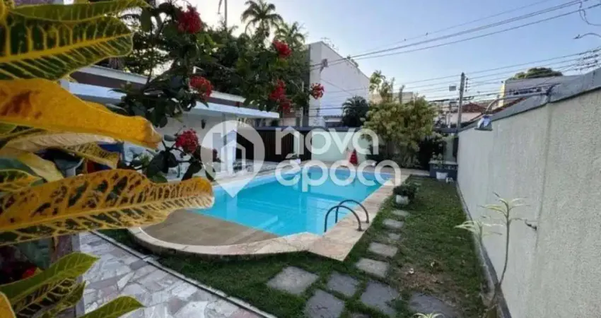 Casa com 5 quartos à venda na Rua Engenheiro Rozauro Zambrano, Jardim Guanabara, Rio de Janeiro