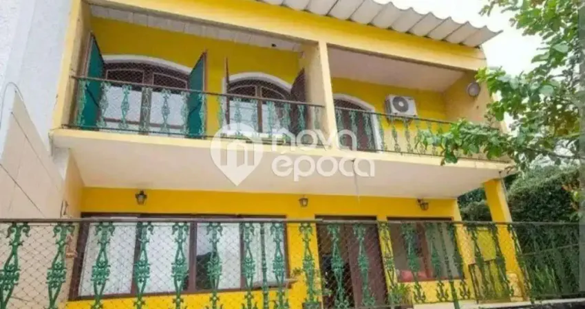 Freguesia (Ilha do Governador) | Casa 4 quartos, sendo 1 suite