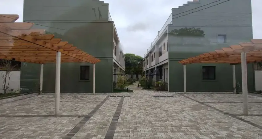 Casa / Sobrado em Condomínio no Centro em Holambra