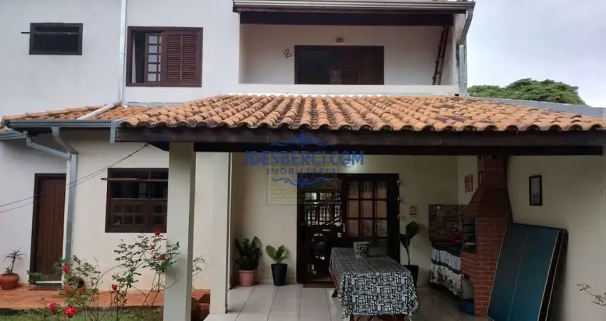 Casa com 2 quartos à venda na Rua Walravens, 603, Parque Residencial Imigrantes, Holambra