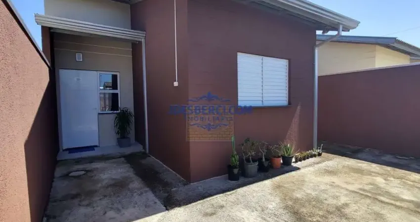 Casa com 2 quartos à venda na Rietjens, 431, Parque Residencial Imigrantes, Holambra