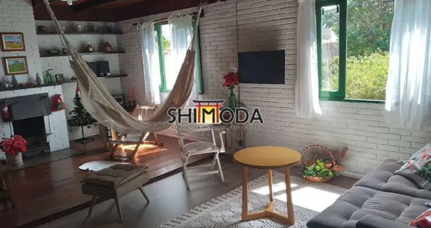 Casa com 4 quartos à venda na Rua Emílio Bertolini, 701, Cajuru, Curitiba