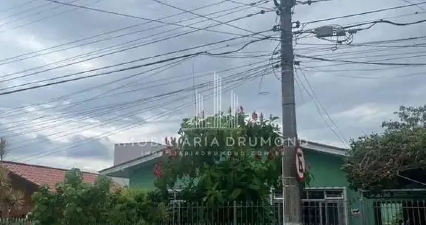 Casa com 4 quartos para alugar no Barreiros, São José
