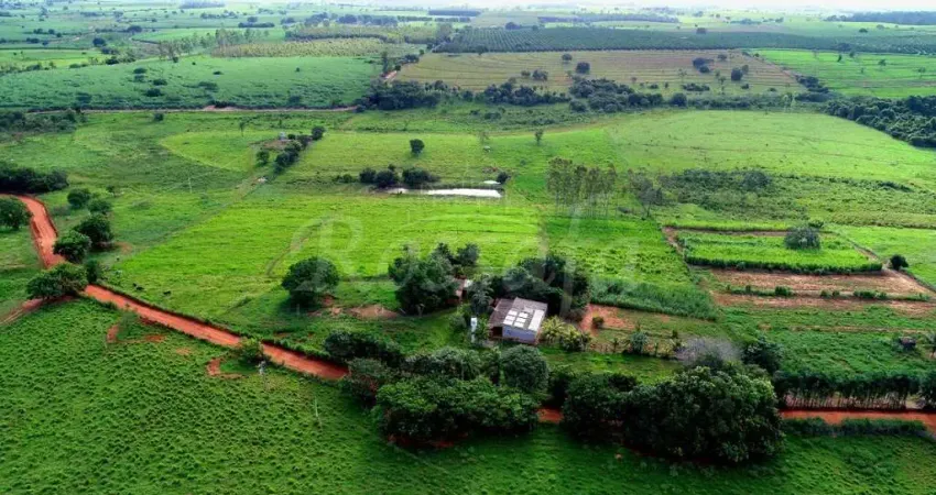 Chácara / sítio com 3 quartos à venda na Zona Rural, Aparecida D'Oeste 