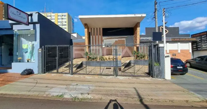 Casa padrão com 3 dormitórios no CENTRO de São Carlos