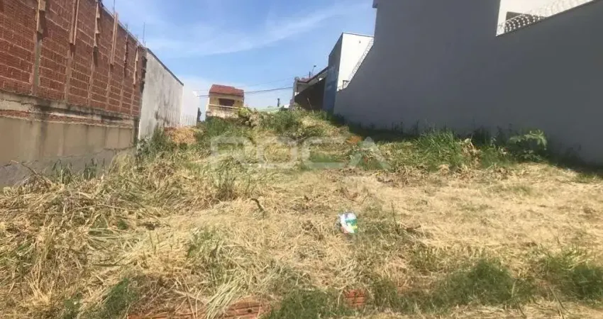 Venda de Terreno / Padrão na cidade de São Carlos