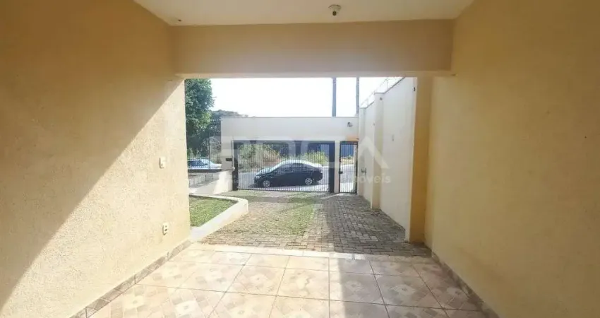 Casa à venda e locação no Jardim Cardinalli, São Carlos: 3 dormitórios, suíte e escritório!